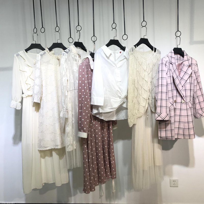 上海服饰公司的崛起：从传统到现代